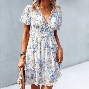 New floral print v neck short sleeve dress